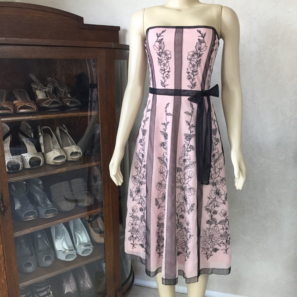 BCBG MaxAzria Pink and Black Lace Strapless Dress